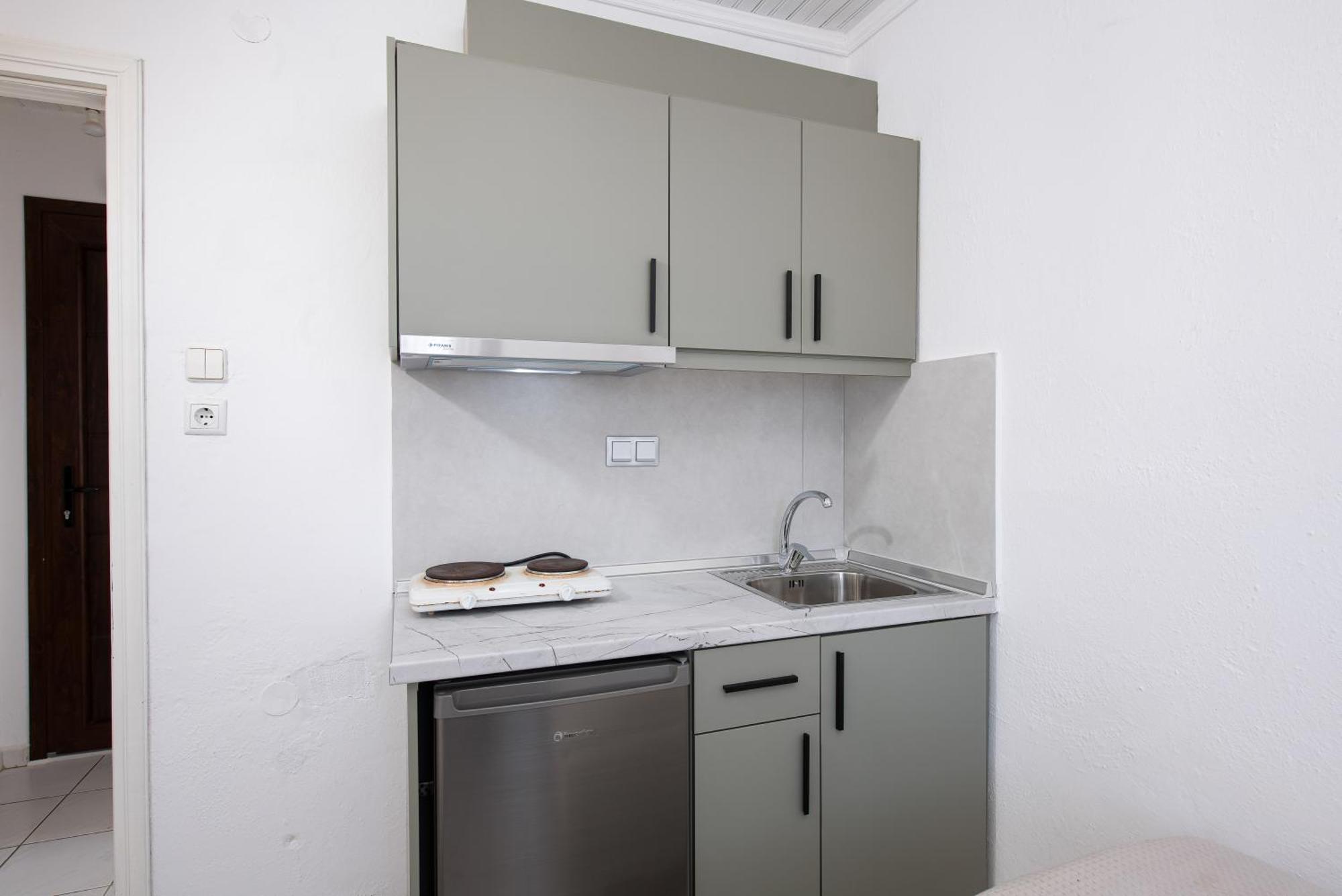 Acroterra - Easy Living Aparthotel อไลกิ ภายนอก รูปภาพ